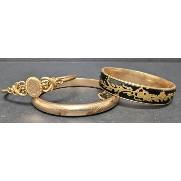 Vintage Gold Tone Bangle Bracelet Lot Set of 3 Ornate Engraved Black Enamel 26 - Picture 2 of 12